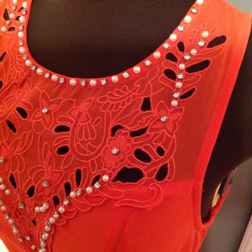 Pearl and Rhinestone accented Maxi Dress - Picture 4 of 8